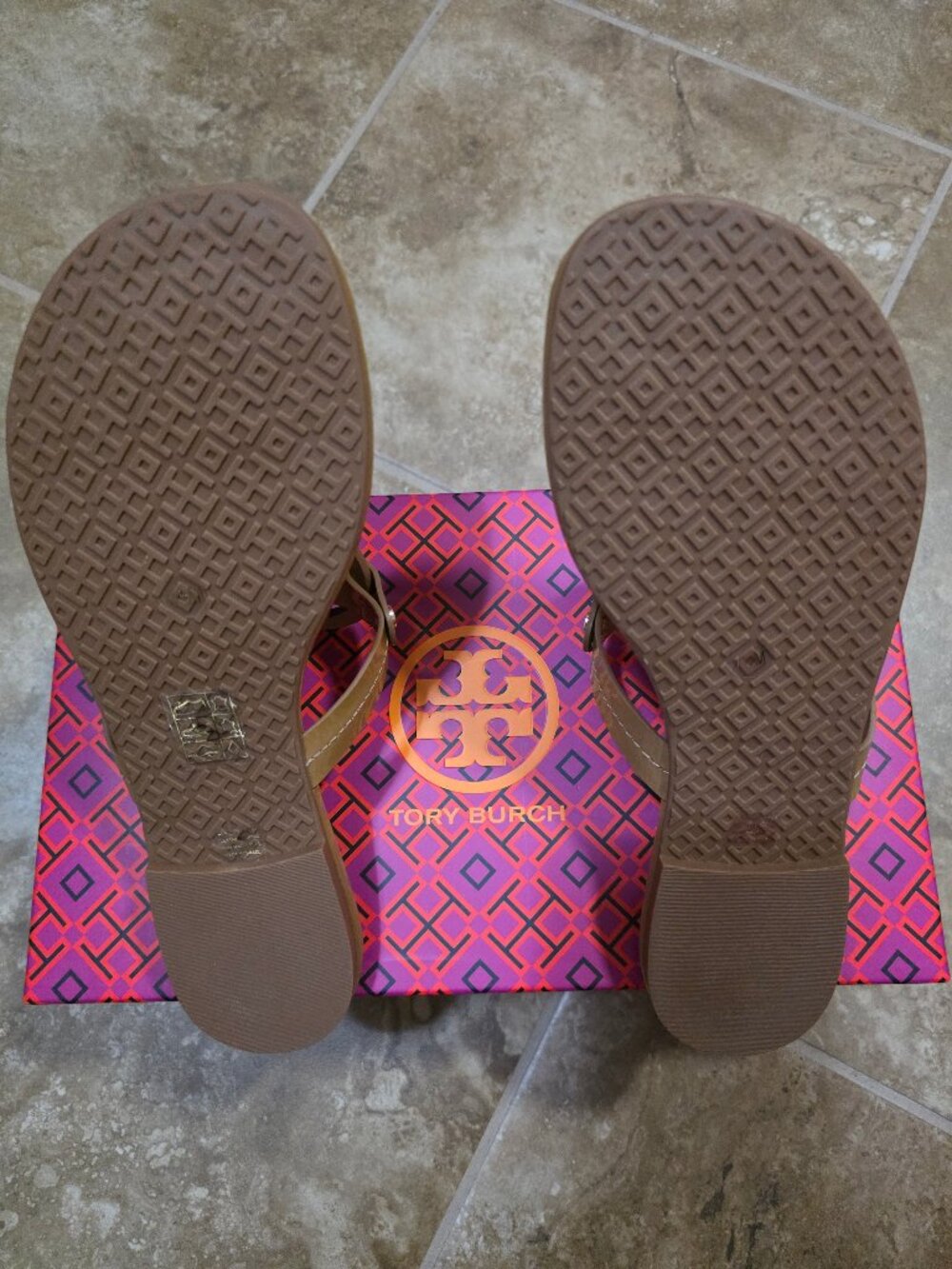 Women's Sandals - Picture 9 of 11